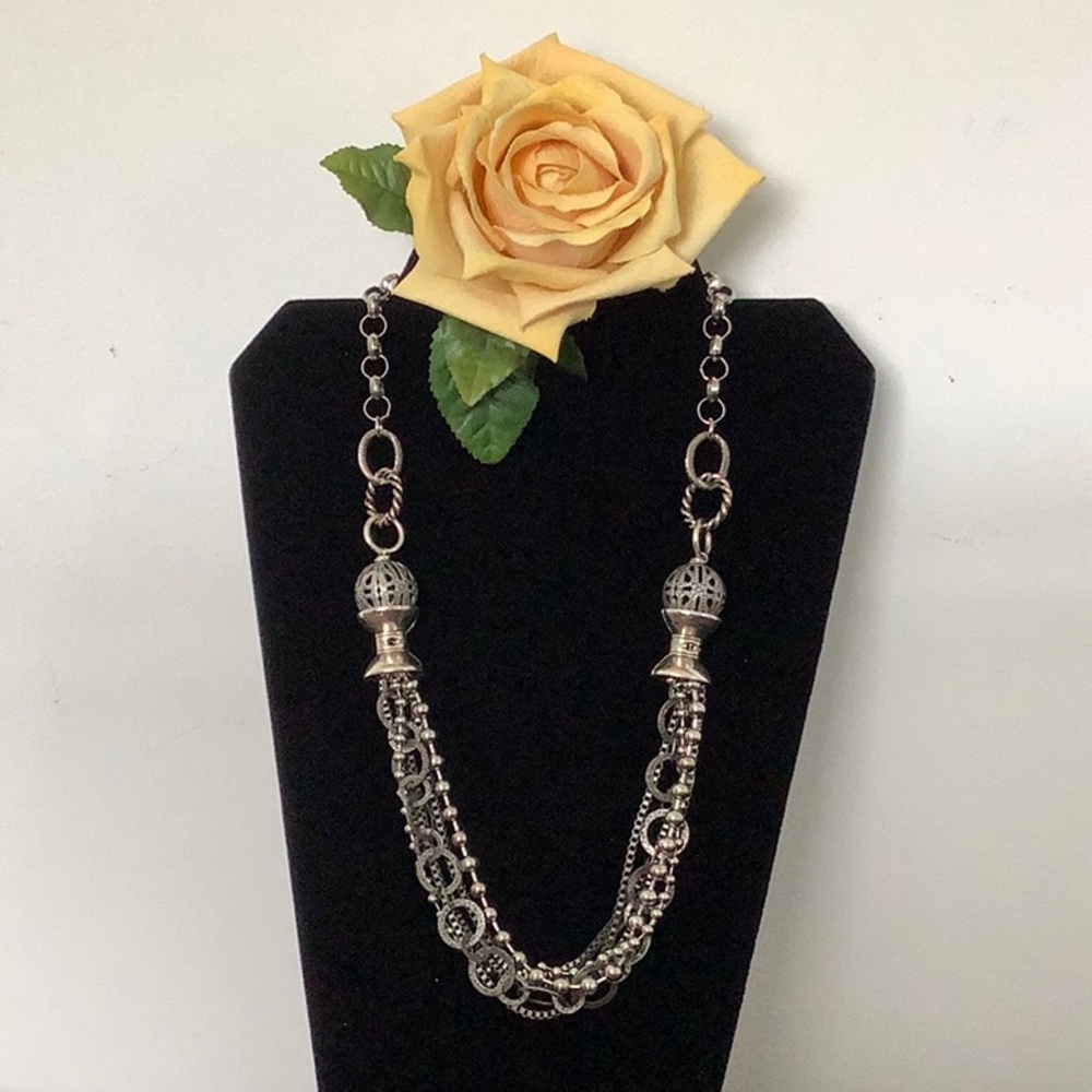 Art by Amy LABBE Sophisticated Silver Byzantine chain Necklace